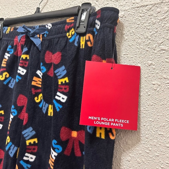Festive Fun "Merry Christmas" Holiday Mens Fleece Pajama Pants NWT L/XL - Picture 2 of 3